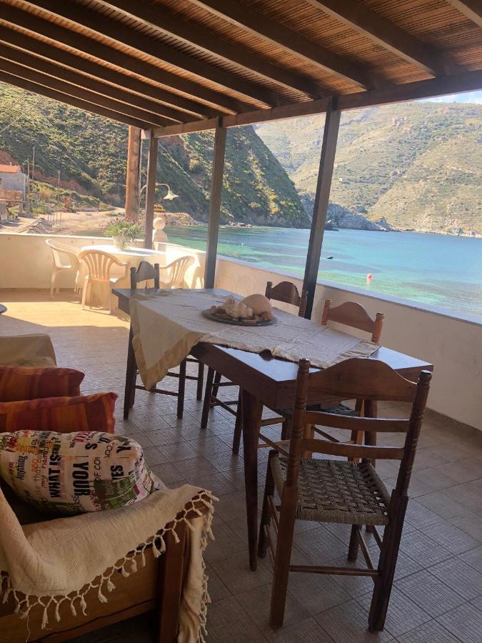Lithos Porto Kagio Villa Екстериор снимка